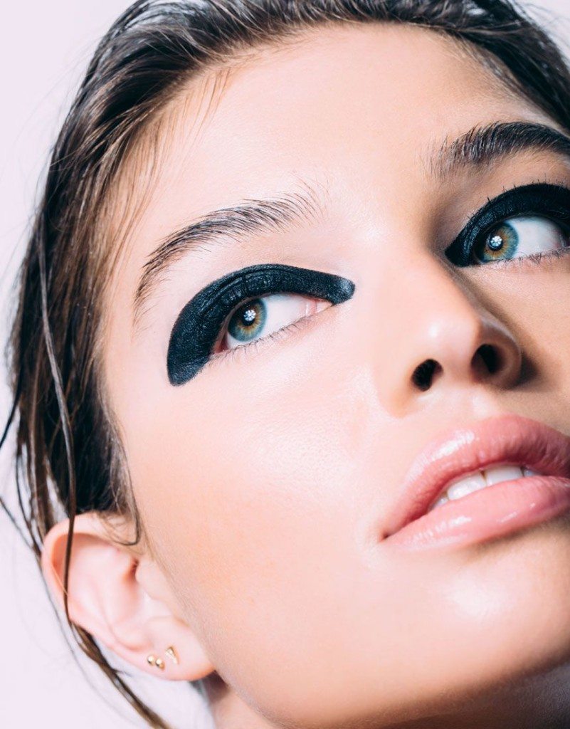cat-eye-makeup-04