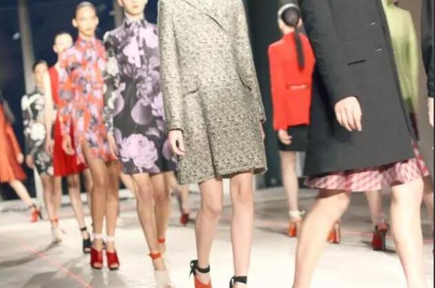 designer-brand_Jonathan-saunders