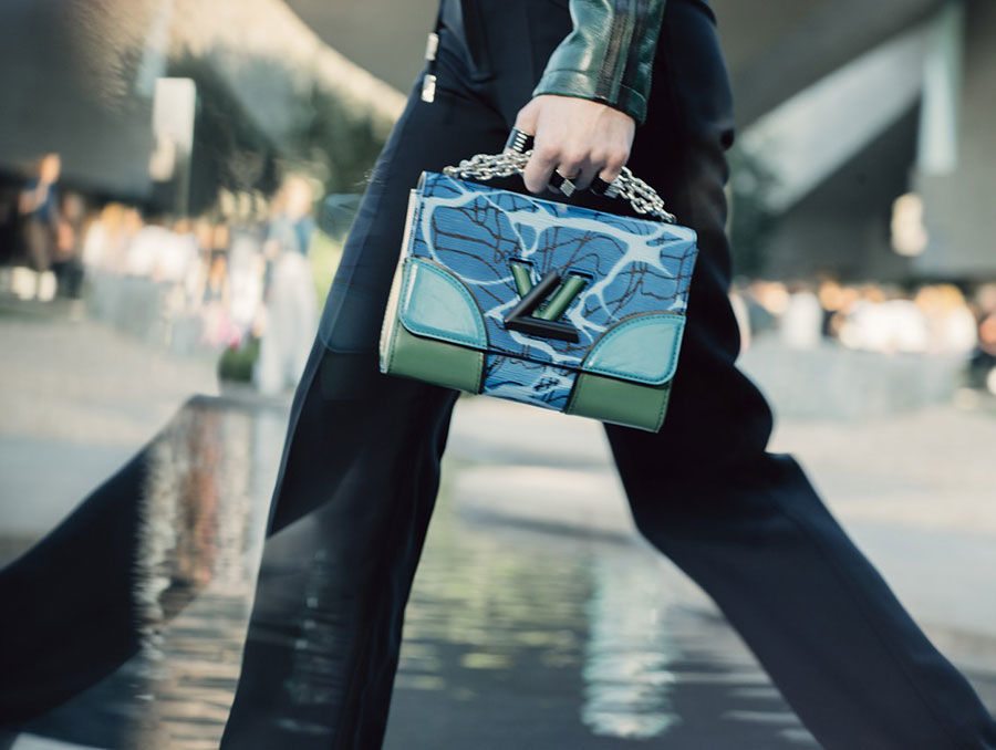 louis-vuitton-runway-2017cruise-03