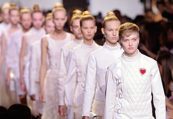 runway-dior-2017ss-photo-01