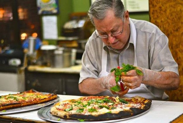 DeMorco 照片/Di Fara Pizza/Facebook
