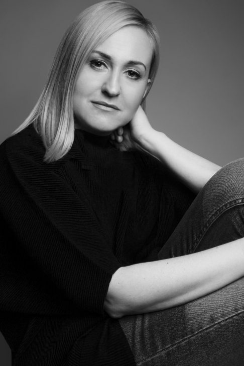 mainland-desingers-author